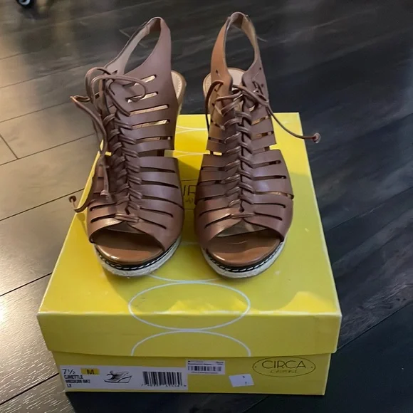 Circa. Joan and David lace up wedge. - Picture 1 of 3